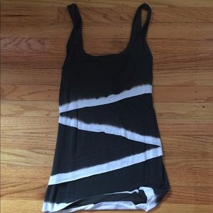 ⬇️PRICE DROP ⬇️Gray/green and white Bailey 44 top